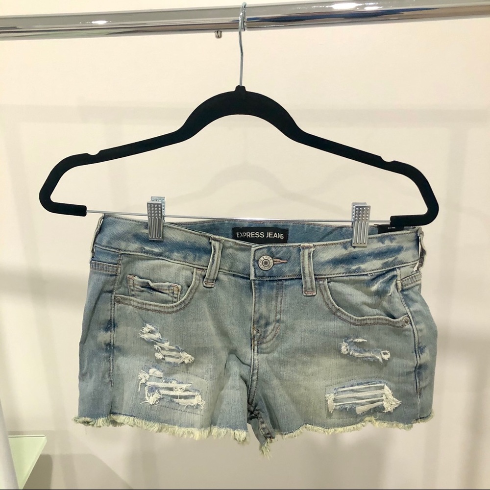 NWT Express Denim Jean Shorts Low Rise size 2.